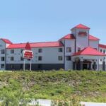 Château Bedford Hotel & Suites