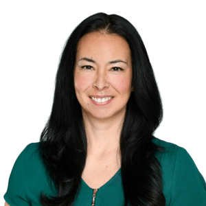 Sarah Reeves Headshot