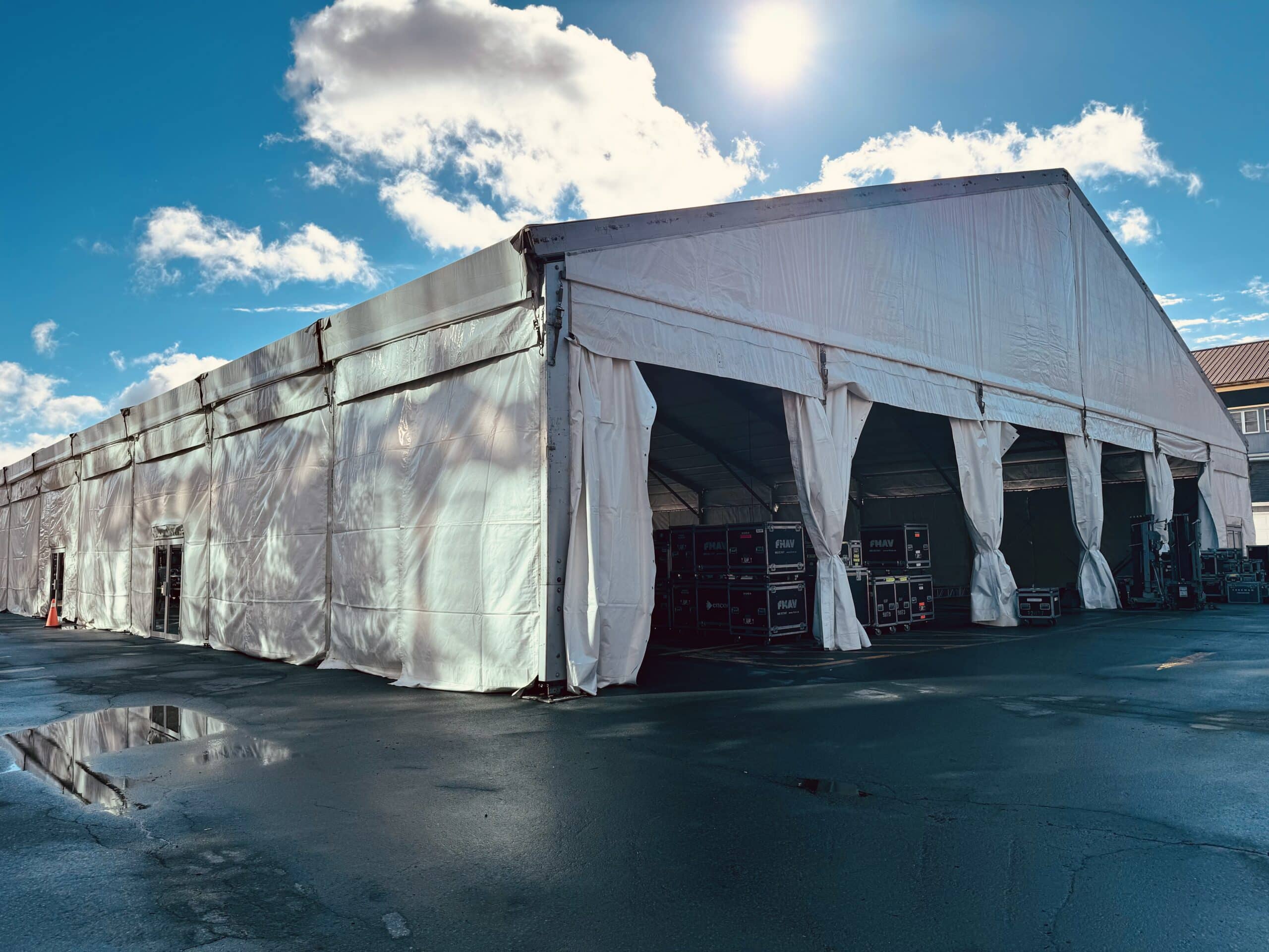 JUNOS Tent